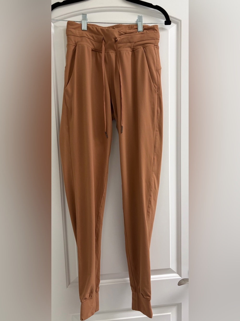 Women's Rust Drawstring Joggers